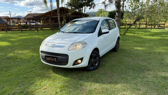 FIAT PALIO 1.6 MPI ESSENCE 16V FLEX 4P AUTOMATIZADO